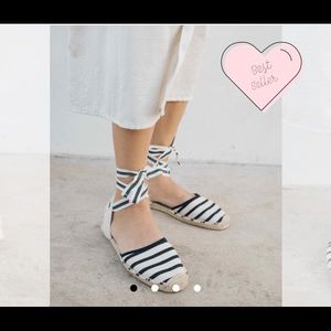 Casual striped sandal